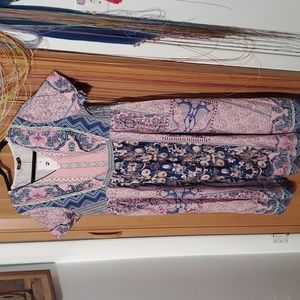 V neck short sleeve dress